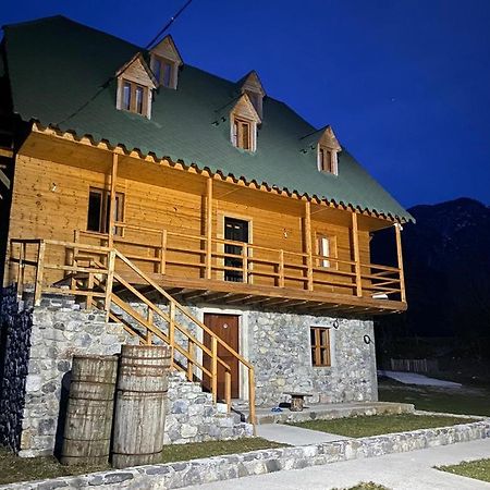 Hotel Bujtina Vellezerit Grrela Theth Zewnętrze zdjęcie