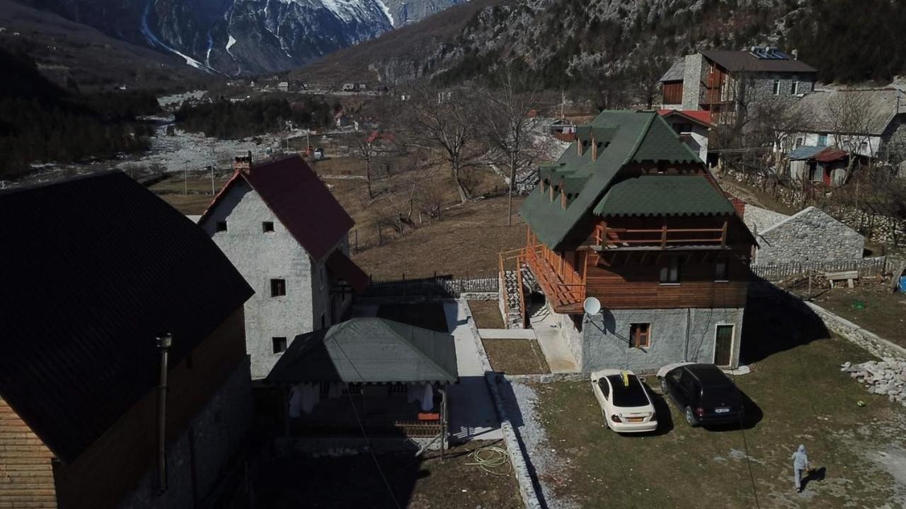 Hotel Bujtina Vellezerit Grrela Theth Zewnętrze zdjęcie